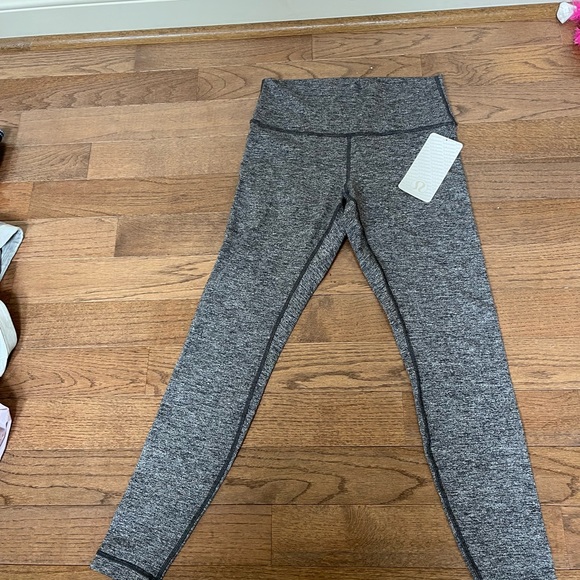 Lululemon NWT-Size 10 - Picture 2 of 3
